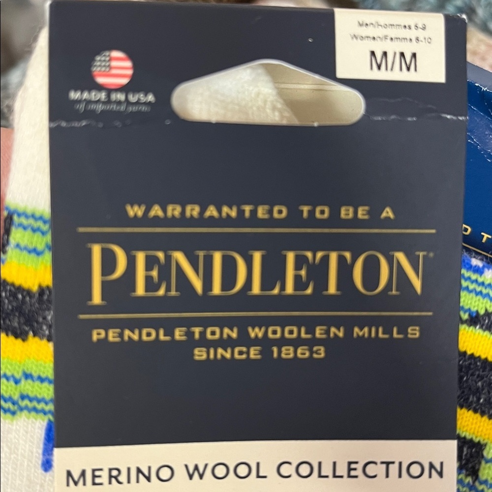 New Pendleton Nehalem socks new with tags - Picture 3 of 4